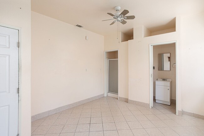 1862 Gable Ln in Santa Maria, CA - Building Photo - Building Photo