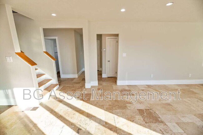 1723 Bayo Vista Ave in San Pablo, CA - Building Photo - Building Photo