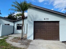 603 61st Ave Terrace E in Bradenton, FL - Building Photo