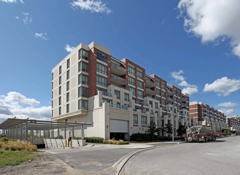 Rouge Bijou Arbor in Markham, ON - Building Photo