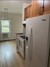 17 Balance Rock Rd, Unit 2 in Seymour, CT - Foto de edificio - Building Photo