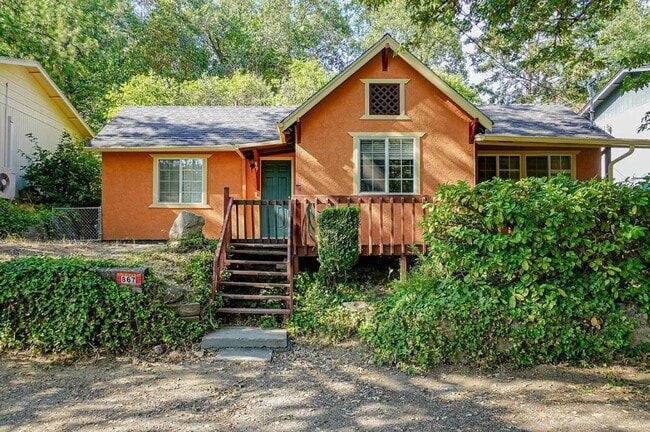 property at 867 4th Ave