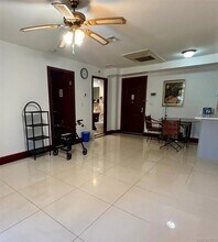 132-29 Blossom Ave, Unit 3 in Queens, NY - Building Photo - Building Photo