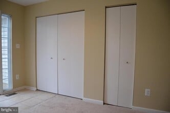 1046 Spring Valley Ct in Fort Washington, MD - Building Photo - Building Photo