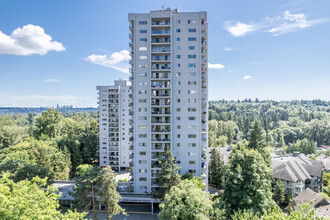 115 Place in Burnaby, BC - Building Photo - Building Photo