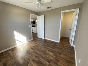 7616 TX-171 in Grandview, TX - Building Photo - Building Photo