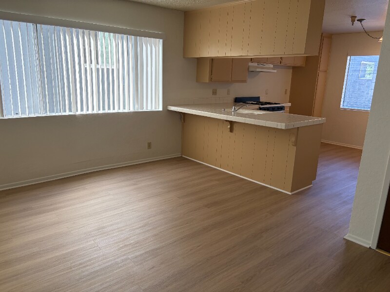 4040 W 130th St in Hawthorne, CA - Building Photo