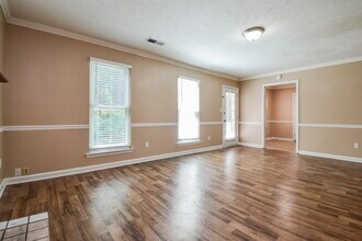 5116 Contrell Ct in Stone Mountain, GA - Building Photo - Building Photo