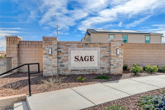 10924 Chipotle Ave