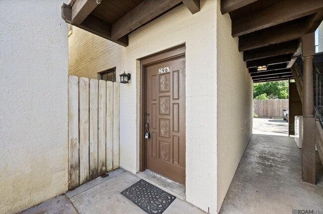 2963 Greenwood Dr in Baton Rouge, LA - Building Photo - Building Photo