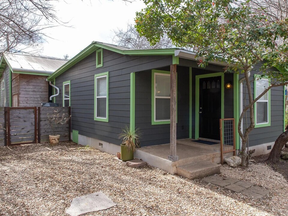 6115 Felix Ave in Austin, TX - Building Photo