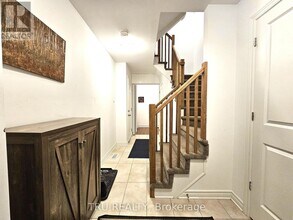 887 Couloir Rd in Ottawa, ON - Building Photo - Building Photo