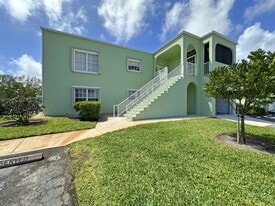 2130 SE Wild Meadow Cir in Port St. Lucie, FL - Building Photo