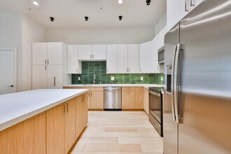 3211 Fifth Ave in San Diego, CA - Building Photo - Building Photo