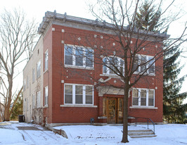 590 Dayton Ave Apartamentos