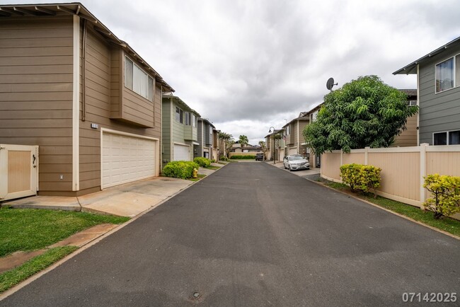 91-1035-1035 Hoomaka St