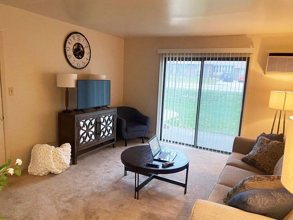 Wood Creek Apartments in Kenosha, WI