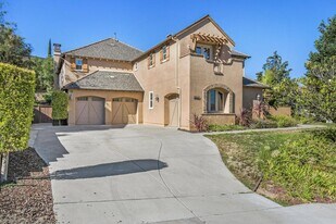 2957 Ranch Gate Rd in Chula Vista, CA - Building Photo