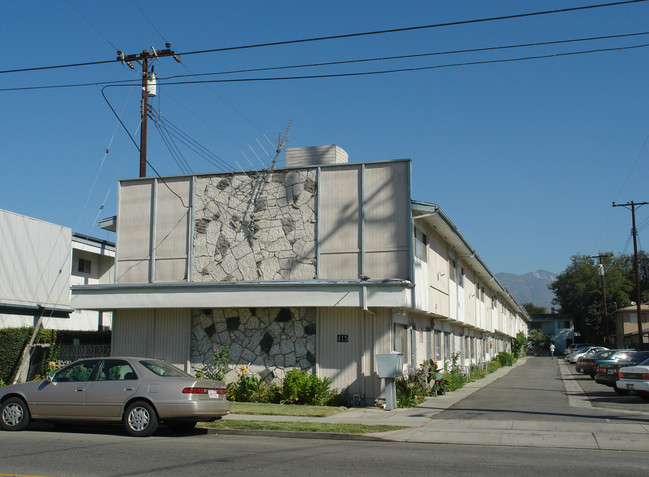 415 E Broadway in San Gabriel, CA - Foto de edificio - Building Photo