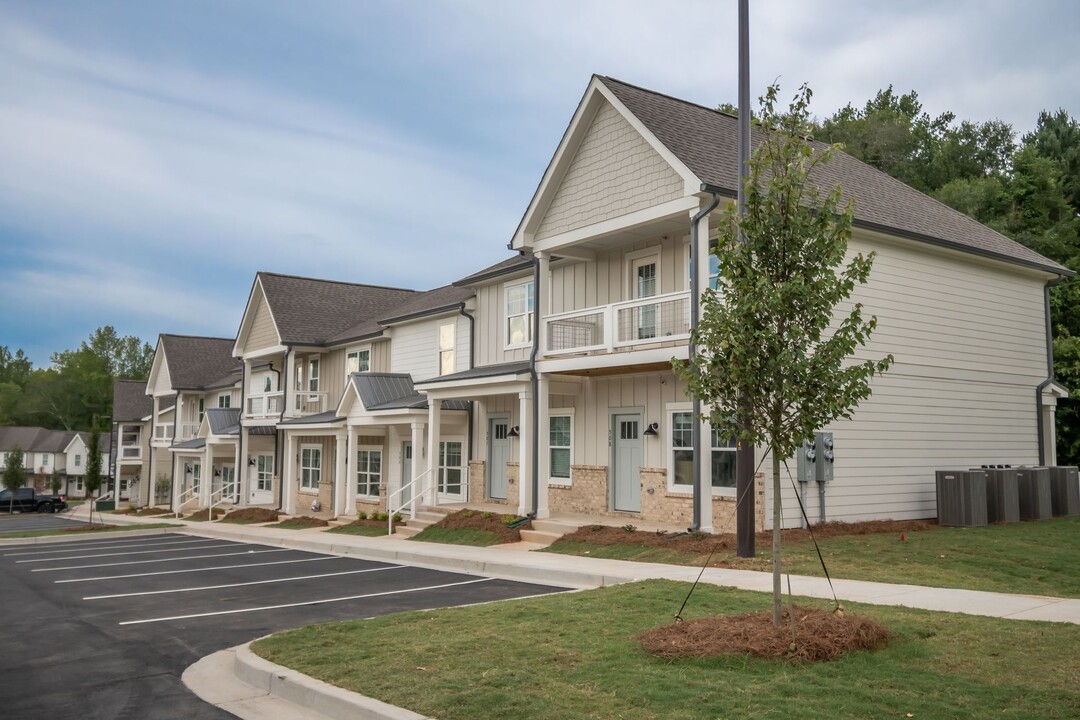 The Haven at Wake Luxury Homes in Winston-Salem, NC - Foto de edificio