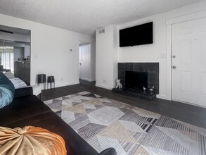 Stonebrook in Oklahoma City, OK - Building Photo - Building Photo