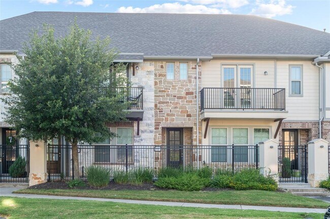 property at 9521 Towne Lake Pkwy