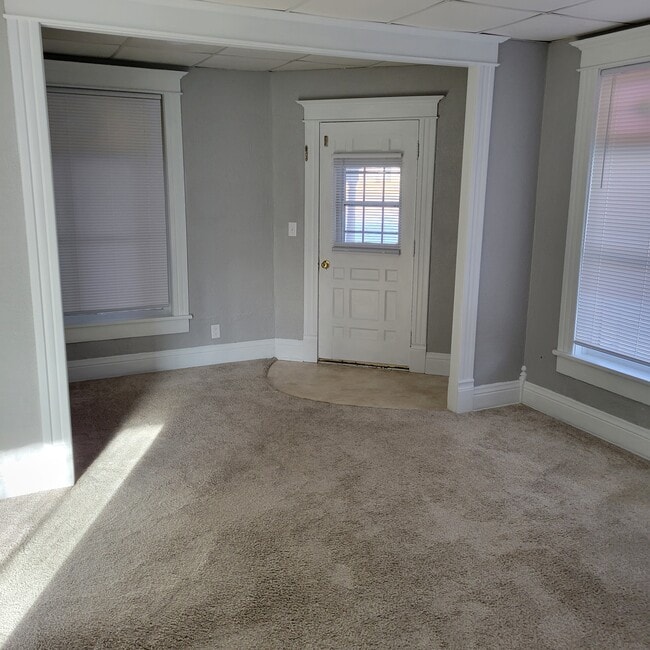 206 N Maple St in Marcus, IA - Foto de edificio - Building Photo