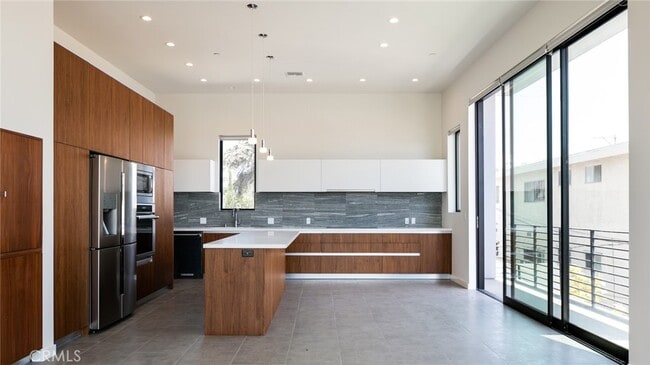 1618 Amherst Ave in Los Angeles, CA - Building Photo - Building Photo