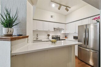 501 S Moody Ave in Tampa, FL - Building Photo - Building Photo