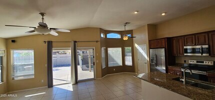 15002 S 47th St in Phoenix, AZ - Building Photo - Building Photo