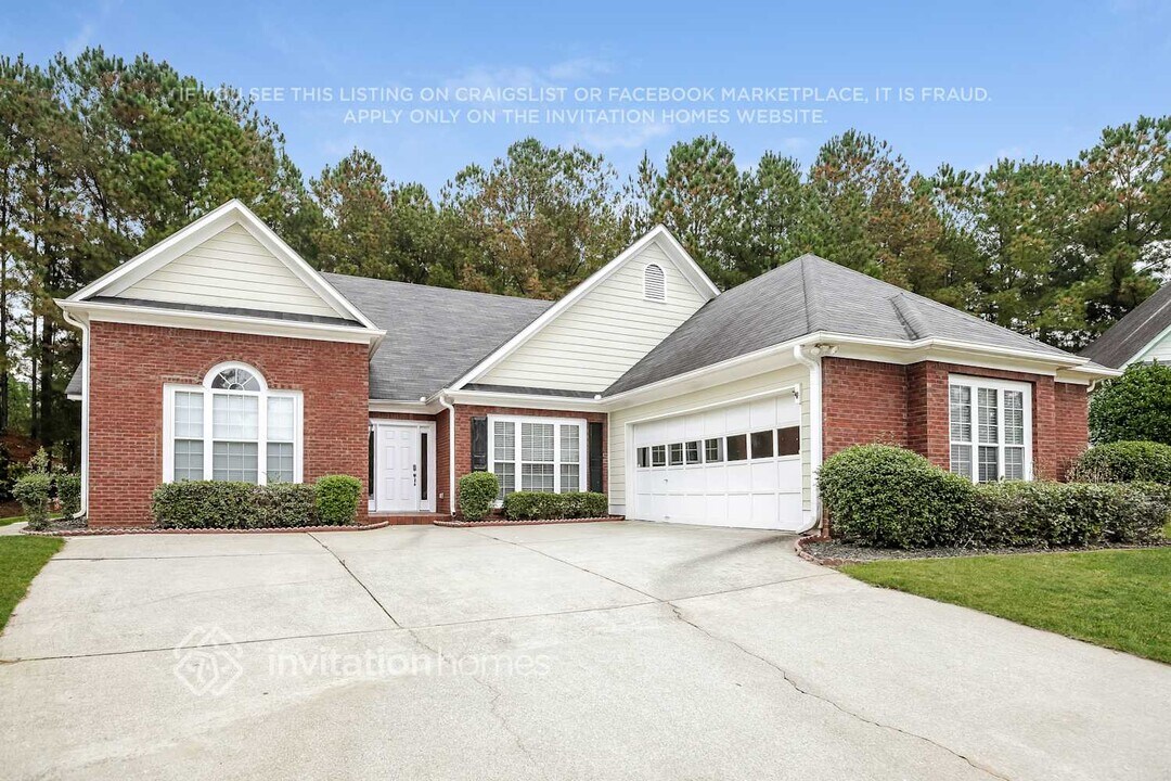 4157 Chatham Point Way in Buford, GA - Building Photo