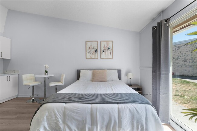 10 Trenton St in Quinte West, ON - Building Photo - Building Photo