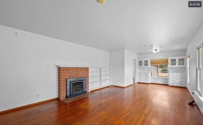 property at 418 E Belle Terrace