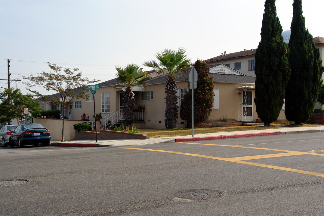 703 E Grand Ave in El Segundo, CA - Building Photo