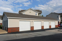 Pinehurst Apartment Homes in Sapulpa, OK - Building Photo - Building Photo