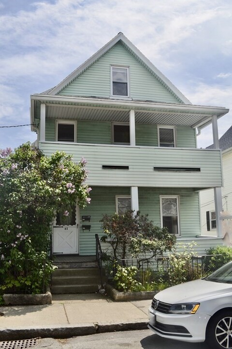 65 Wheatland St in Somerville, MA - Building Photo