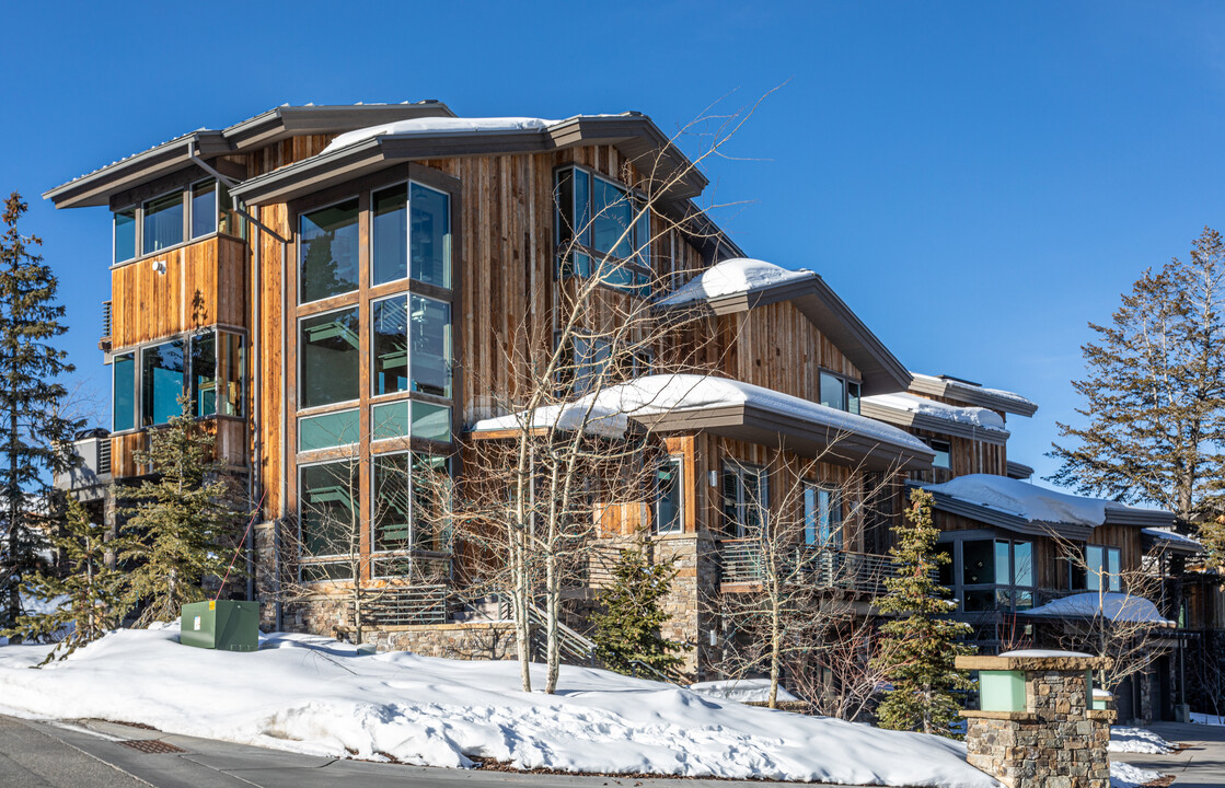 7101 Stein Circle in Park City, UT - Building Photo