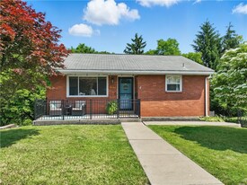 155 W View Ave in Pittsburgh, PA - Building Photo