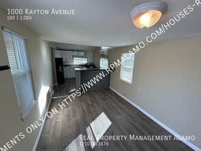 1000 Kayton Ave in San Antonio, TX - Building Photo - Building Photo