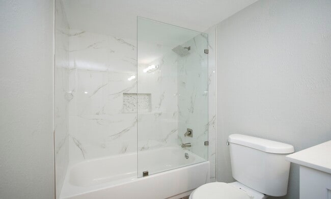 17407 Autumn Trails Ln