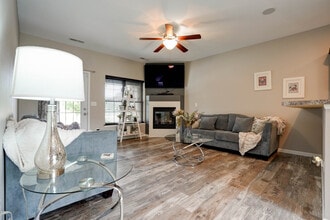 402 Cambria Dr in North Liberty, IA - Building Photo - Building Photo