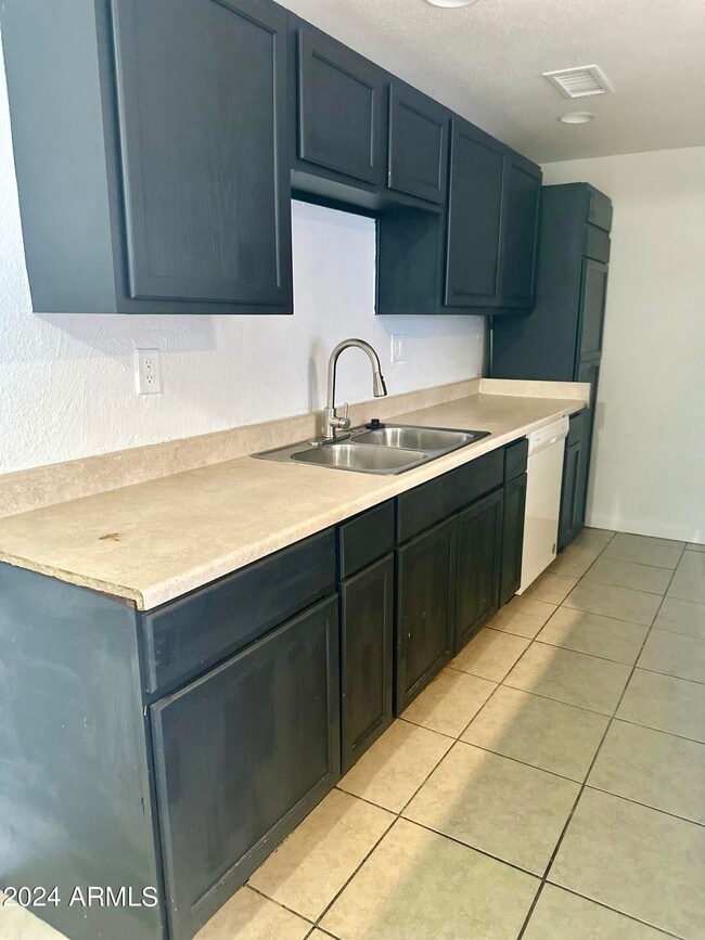 424 W Brown Rd in Mesa, AZ - Building Photo - Building Photo