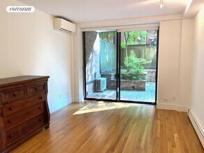 842 Carroll St in Brooklyn, NY - Building Photo - Building Photo