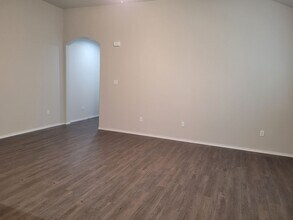 3426 Scott Cir in Seguin, TX - Building Photo - Building Photo