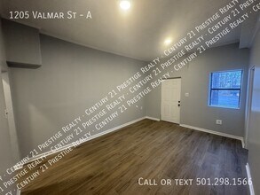 1205 Valmar St in Little Rock, AR - Building Photo - Building Photo