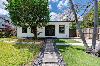 412 NW 41st St in Miami, FL - Building Photo - Building Photo