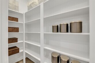 21015 Bay Vlg Dr in Cypress, TX - Building Photo - Building Photo