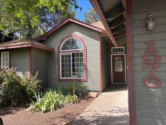 property at 1976 NE Yellowstone Ln
