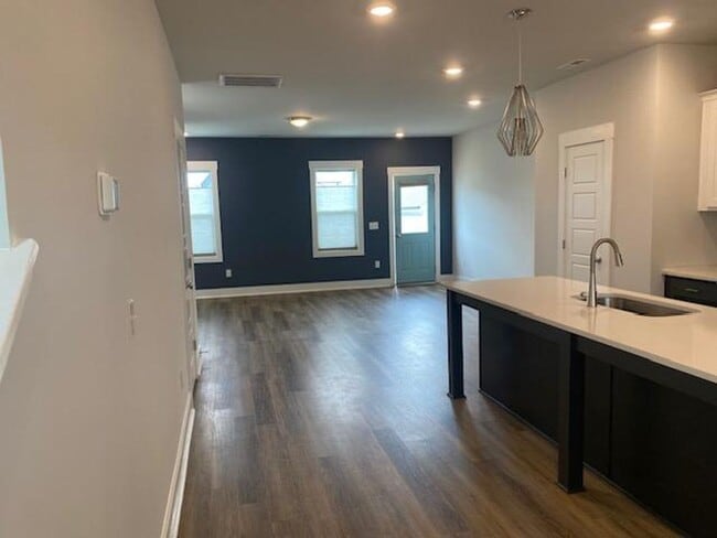 686 Vine Pkwy in Pittsboro, NC - Building Photo - Building Photo