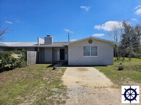 507 S Highline Dr in Panama City, FL - Building Photo